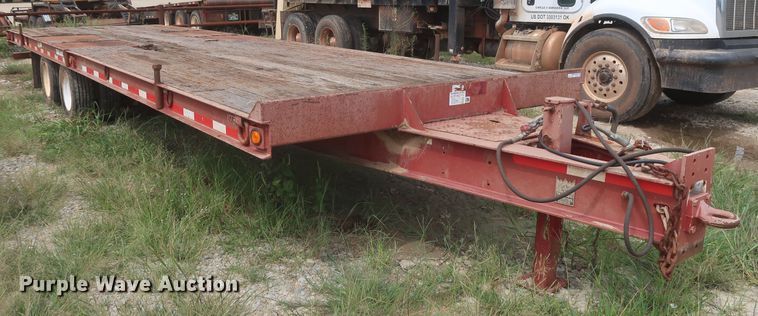 image for item HJ9378 2009 Trail King equipment trailer
