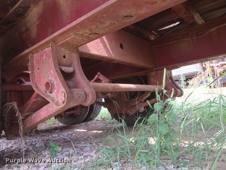 image for item HJ9378 2009 Trail King equipment trailer