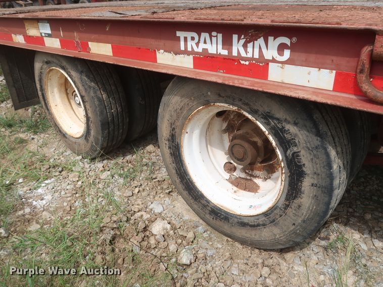 image for item HJ9378 2009 Trail King equipment trailer