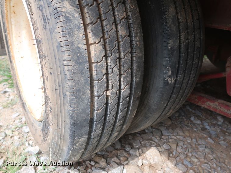 image for item HJ9378 2009 Trail King equipment trailer