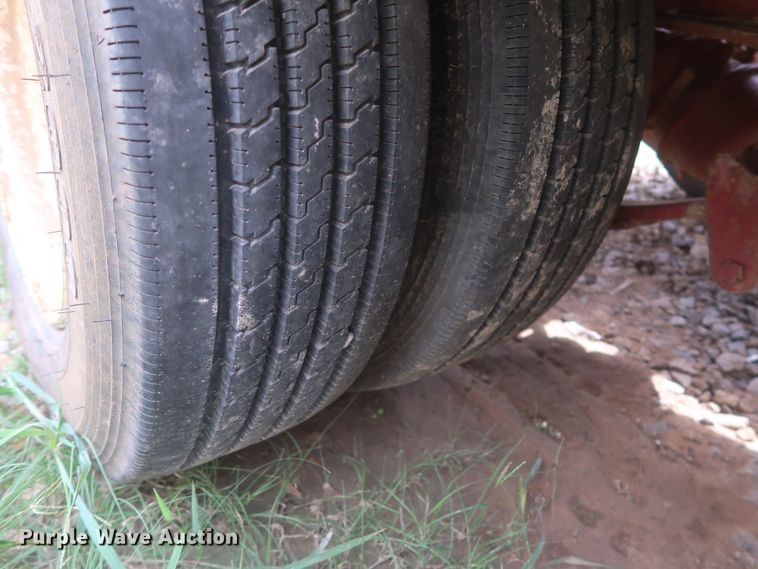 image for item HJ9378 2009 Trail King equipment trailer