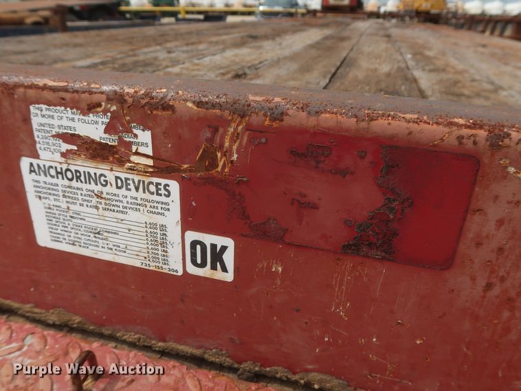 image for item HJ9378 2009 Trail King equipment trailer