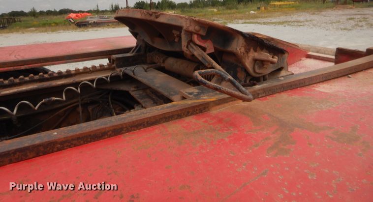 image for item HJ9380 2002 Peterbilt 357  semi truck