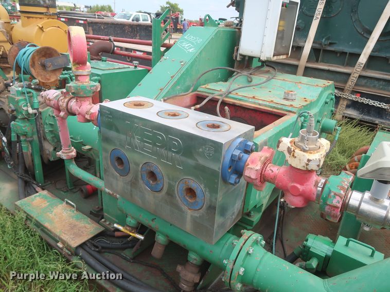 image for item HJ9384 Kerr T60 oilfield pump