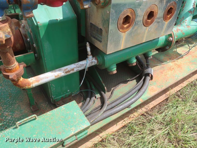 image for item HJ9385 Kerr T60 oil field pump