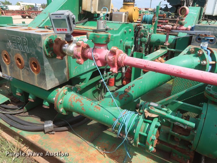 image for item HJ9385 Kerr T60 oil field pump
