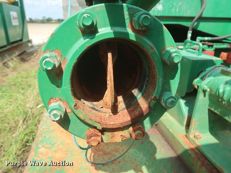 image for item HJ9385 Kerr T60 oil field pump