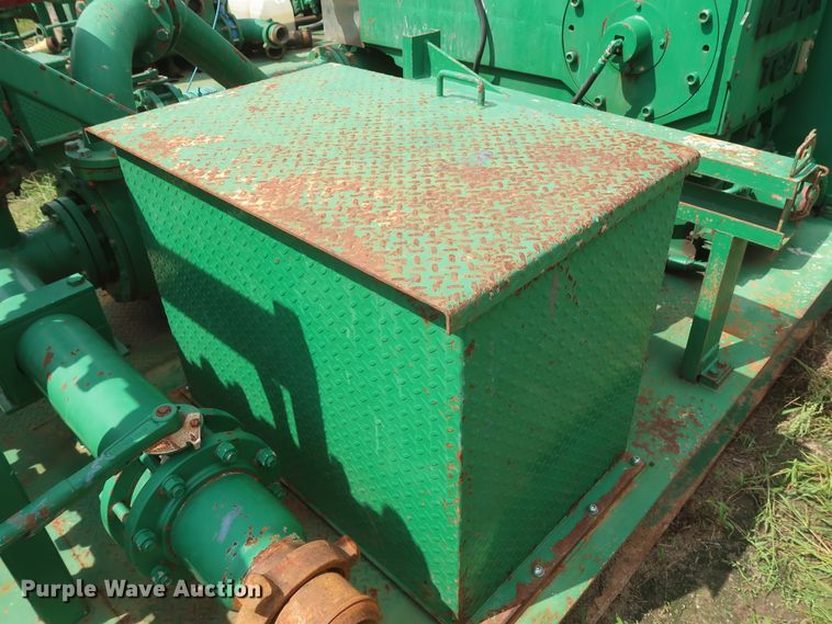 image for item HJ9385 Kerr T60 oil field pump