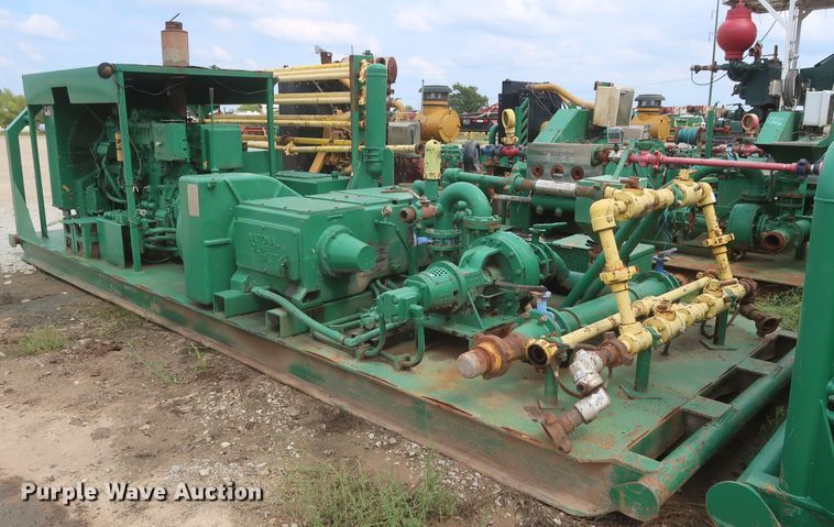 image for item HJ9386 10K oilfield pump