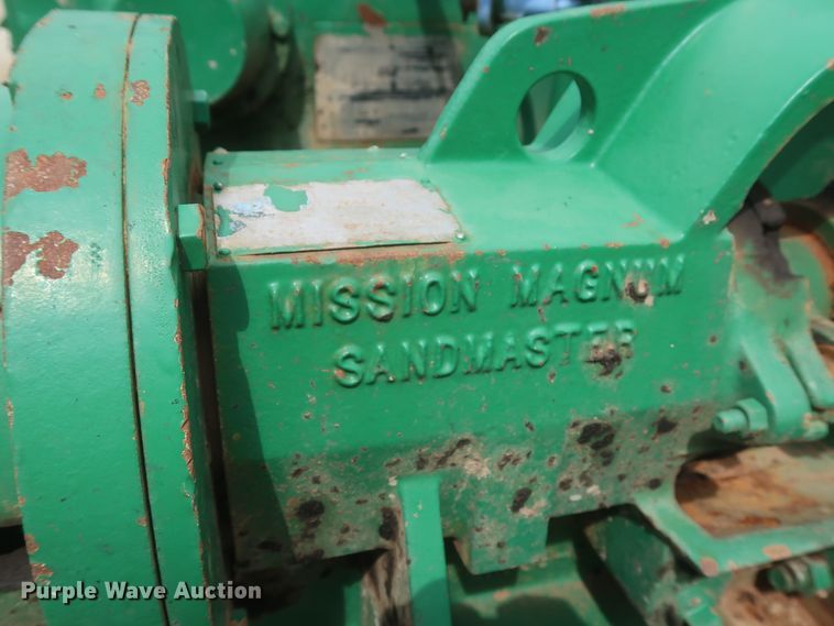 image for item HJ9386 10K oilfield pump