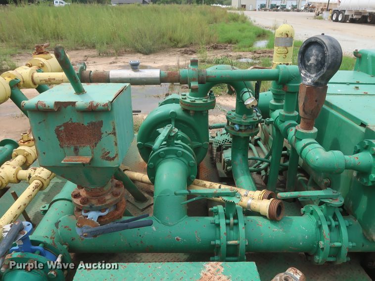 image for item HJ9386 10K oilfield pump