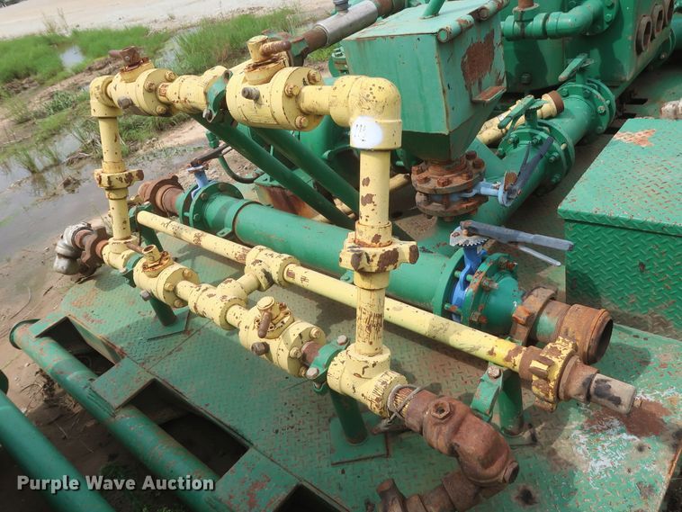 image for item HJ9386 10K oilfield pump