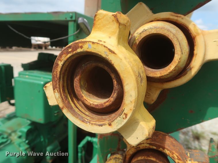 image for item HJ9386 10K oilfield pump