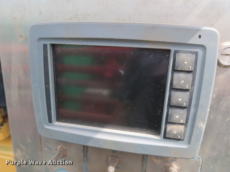 image for item HJ9387 Kerr T60 oil field pump