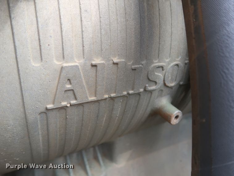 image for item HJ9387 Kerr T60 oil field pump