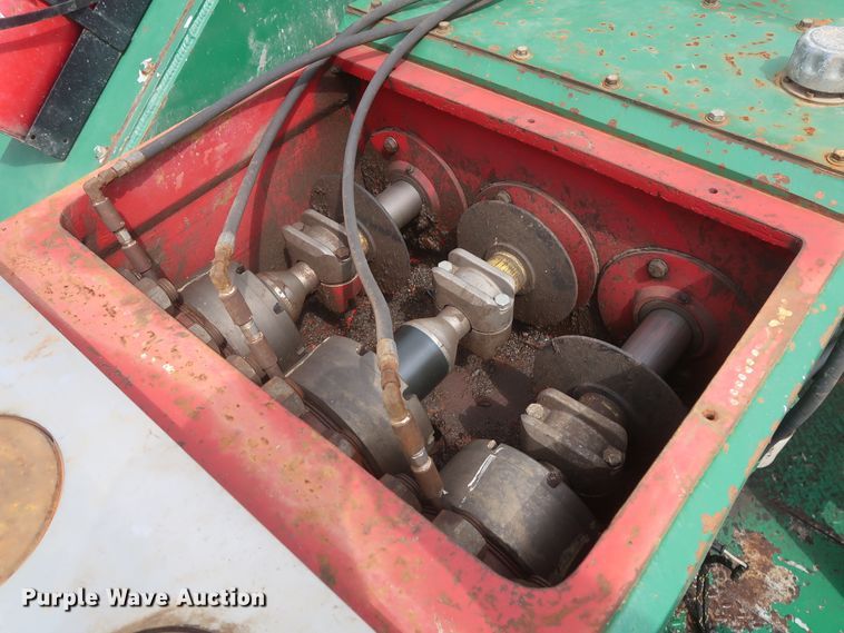 image for item HJ9387 Kerr T60 oil field pump