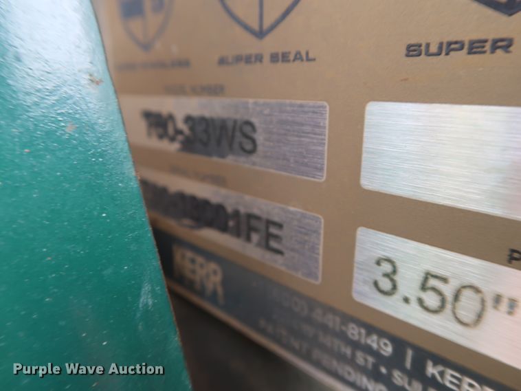 image for item HJ9387 Kerr T60 oil field pump