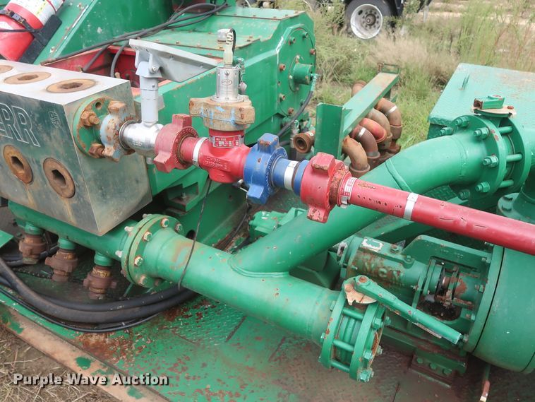 image for item HJ9387 Kerr T60 oil field pump