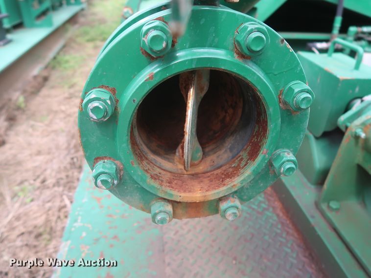 image for item HJ9387 Kerr T60 oil field pump