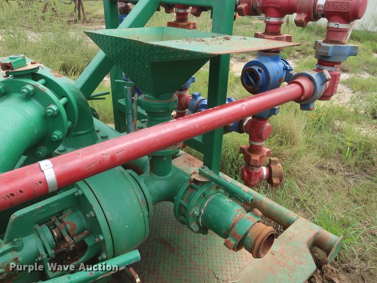 image for item HJ9387 Kerr T60 oil field pump