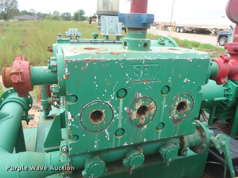 image for item HJ9388 10K oilfield pump