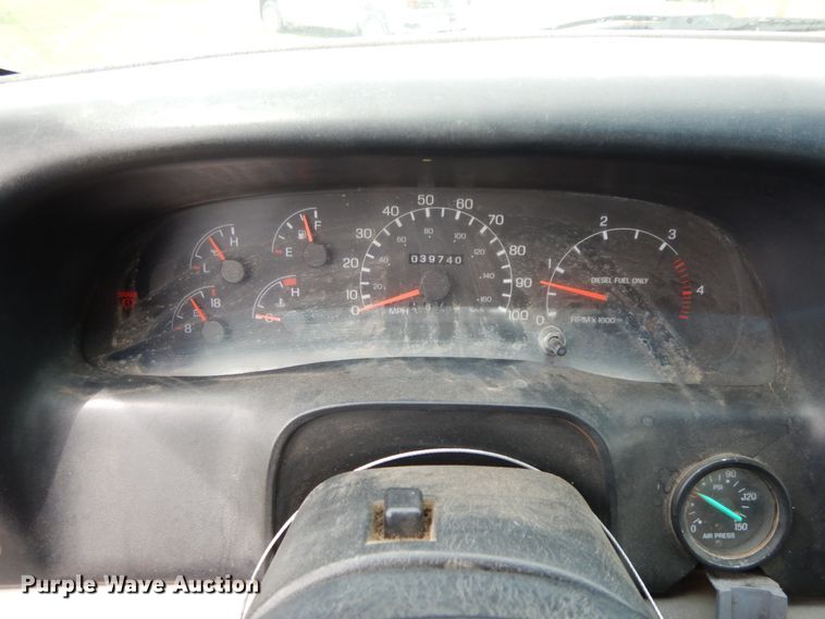 image for item HJ9604 2000 Ford F750 Super Duty XL  utility truck