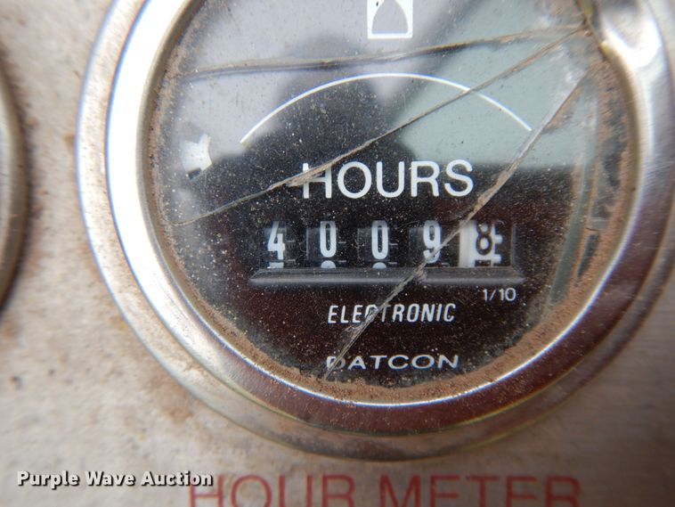 image for item HJ9604 2000 Ford F750 Super Duty XL  utility truck