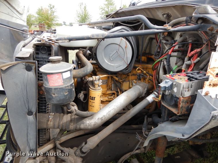 image for item HJ9604 2000 Ford F750 Super Duty XL  utility truck