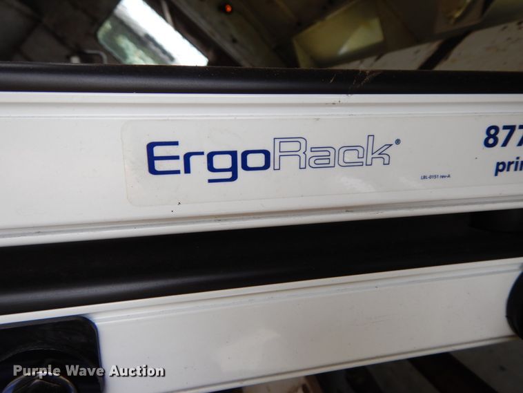 image for item HJ9604 2000 Ford F750 Super Duty XL  utility truck