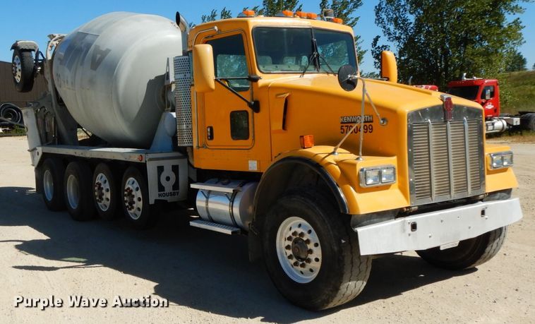 image for item HJ9608 2004 Kenworth W900  ready mix truck