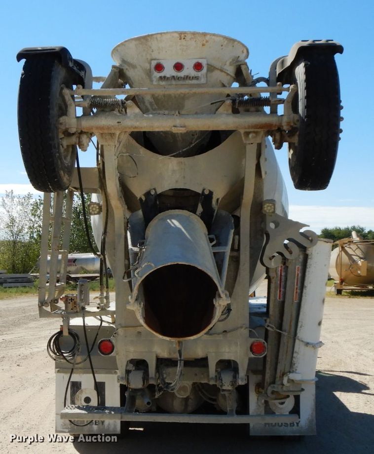 image for item HJ9608 2004 Kenworth W900  ready mix truck