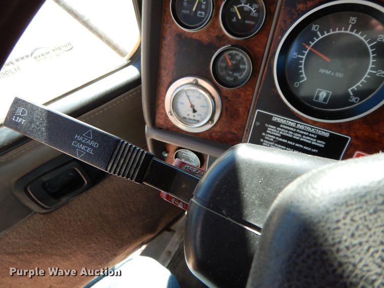 image for item HJ9608 2004 Kenworth W900  ready mix truck