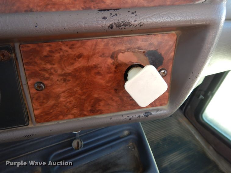 image for item HJ9608 2004 Kenworth W900  ready mix truck