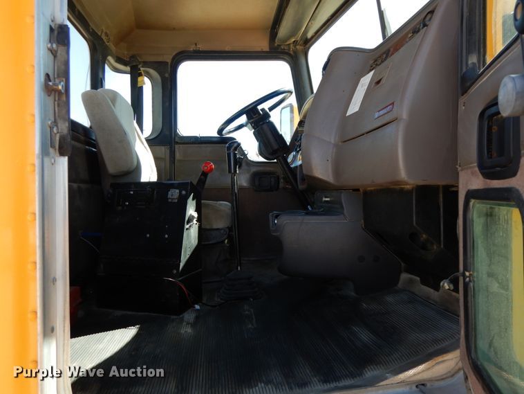 image for item HJ9608 2004 Kenworth W900  ready mix truck