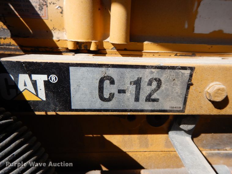 image for item HJ9608 2004 Kenworth W900  ready mix truck