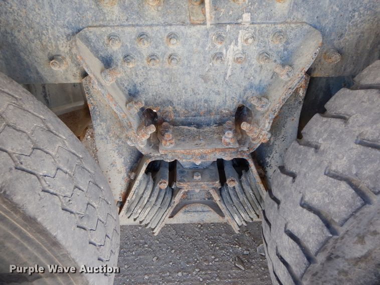 image for item HJ9608 2004 Kenworth W900  ready mix truck