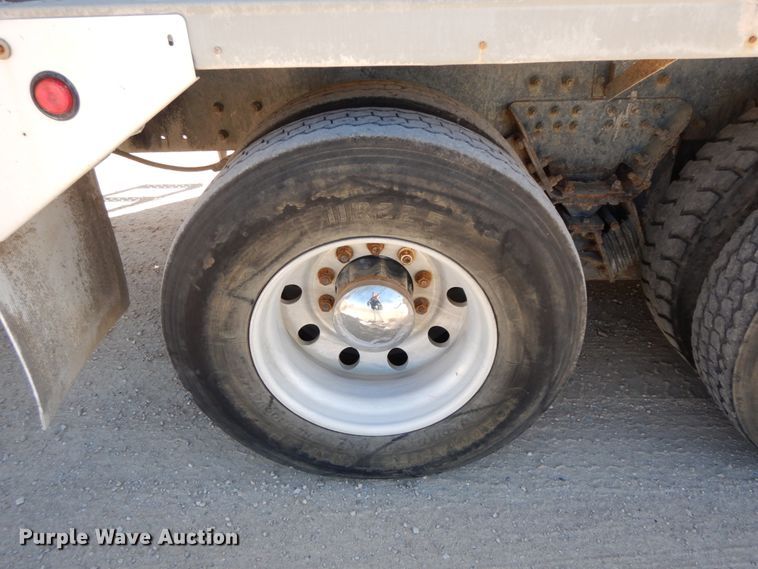 image for item HJ9608 2004 Kenworth W900  ready mix truck