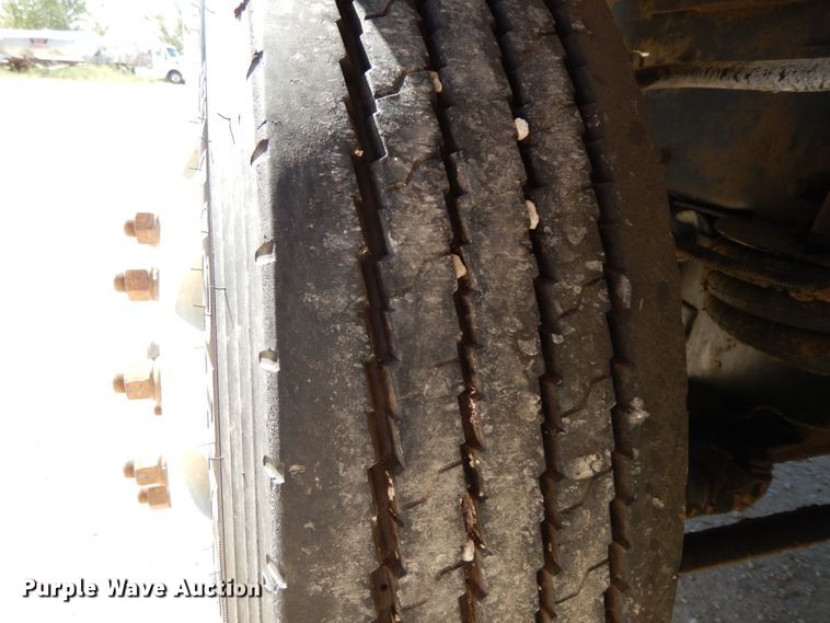 image for item HJ9608 2004 Kenworth W900  ready mix truck