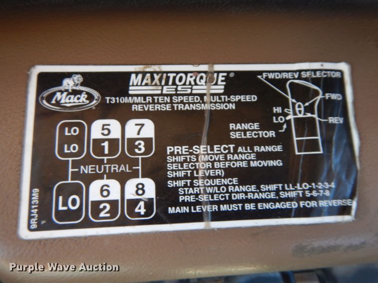 image for item HJ9610 2003 Mack Granite  ready mix truck