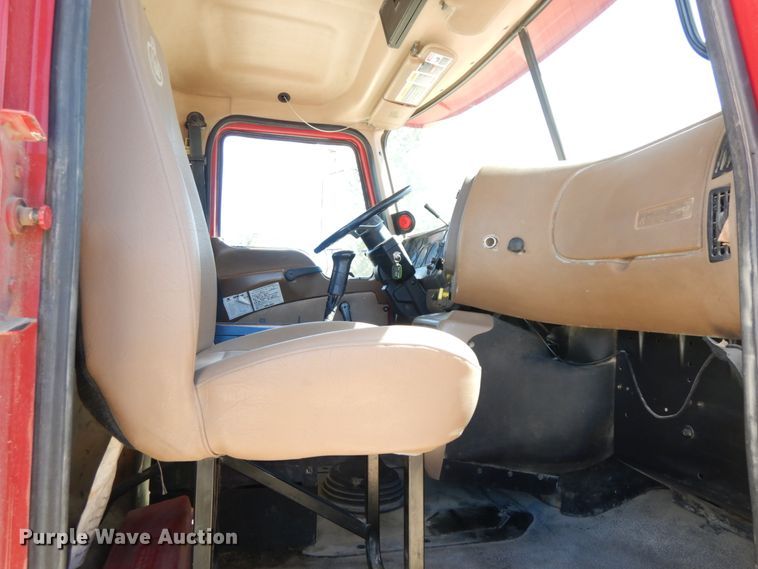 image for item HJ9610 2003 Mack Granite  ready mix truck