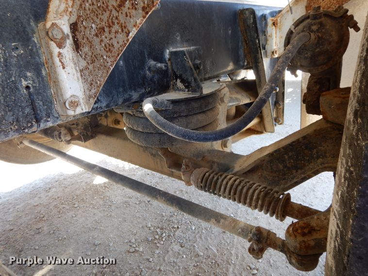 image for item HJ9610 2003 Mack Granite  ready mix truck