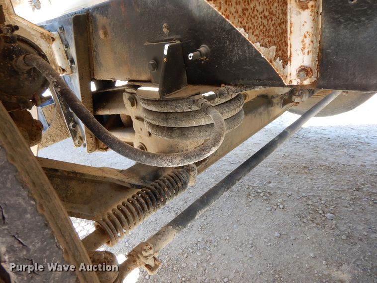 image for item HJ9610 2003 Mack Granite  ready mix truck