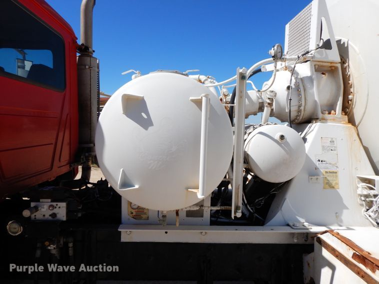 image for item HJ9610 2003 Mack Granite  ready mix truck