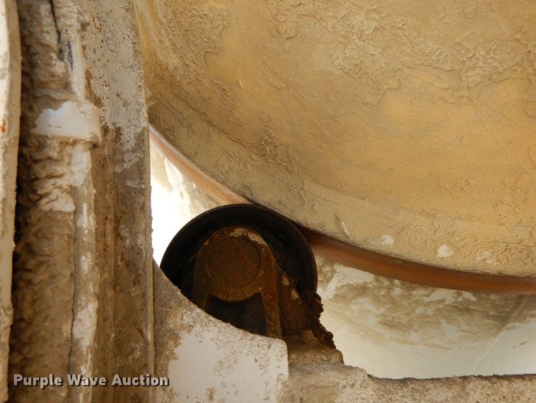 image for item HJ9610 2003 Mack Granite  ready mix truck