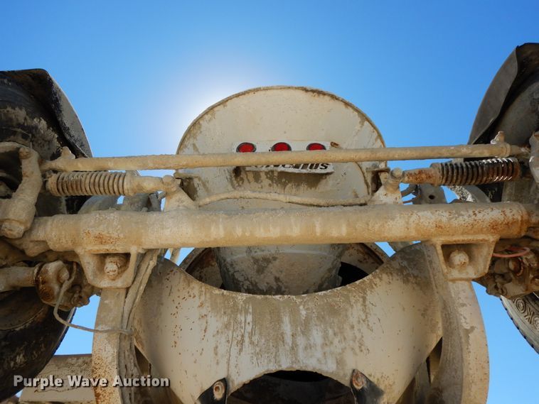 image for item HJ9610 2003 Mack Granite  ready mix truck