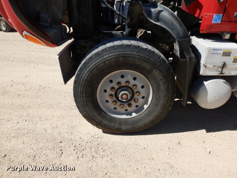 image for item HJ9610 2003 Mack Granite  ready mix truck