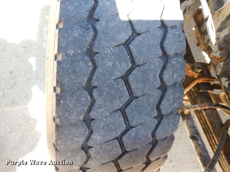 image for item HJ9610 2003 Mack Granite  ready mix truck