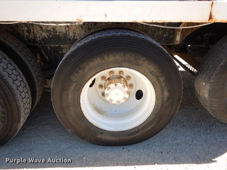 image for item HJ9610 2003 Mack Granite  ready mix truck