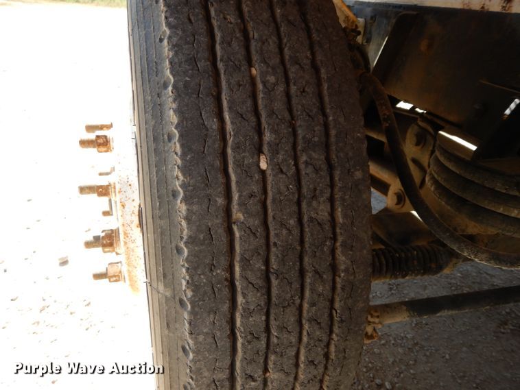 image for item HJ9610 2003 Mack Granite  ready mix truck