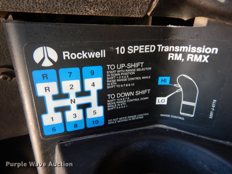 image for item HJ9613 1996 Freightliner FLD  dump truck